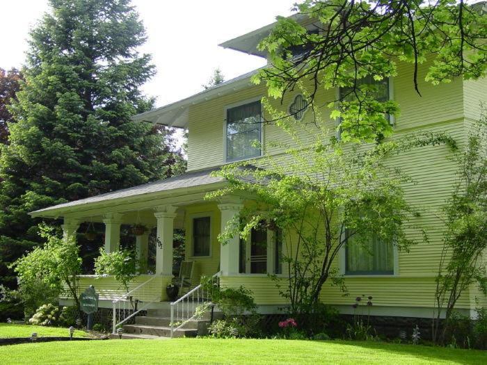 The Mcfarland Inn Bed And Breakfast Coeur d'Alene Buitenkant foto